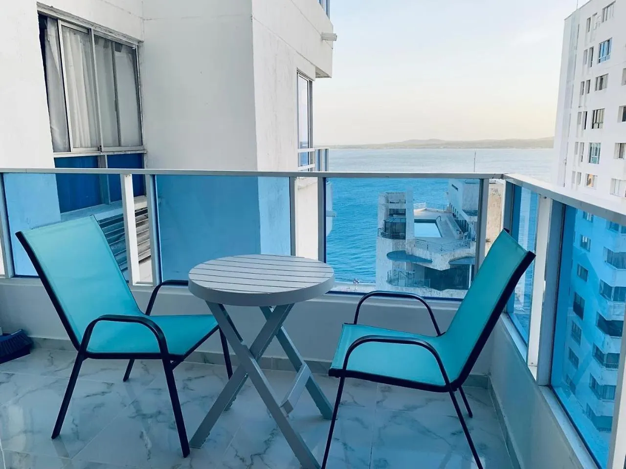 Lindo Apartamento En Cartagena El Laguito Bocagrande Con Vista Al Mar location